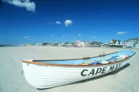 Water Views - 3 Min Walk to Private Beach - Luxury 5-Star Rated Beach House