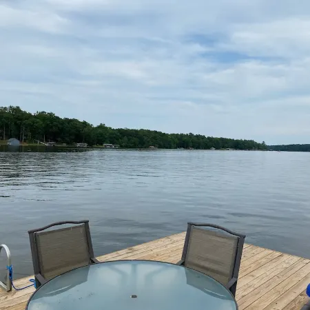 Inspirational Lake Front Escape