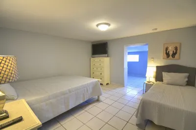 Del Sol Medical Center Gem Hotels near El Paso Mission Trail Association