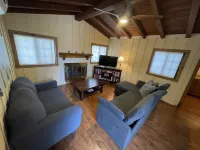 Villa M - 1bedroom villa with kitchen, steps from downtown Palm Springs! 🍒