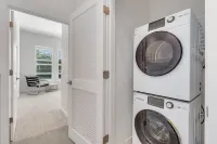 Luxury Condo in Napa Downtown