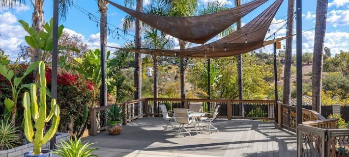 Canyon retreat villa フォールブルックのホテル