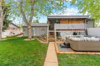 West Denver Mid Century Modern Getaway Hotels near 88th Mall