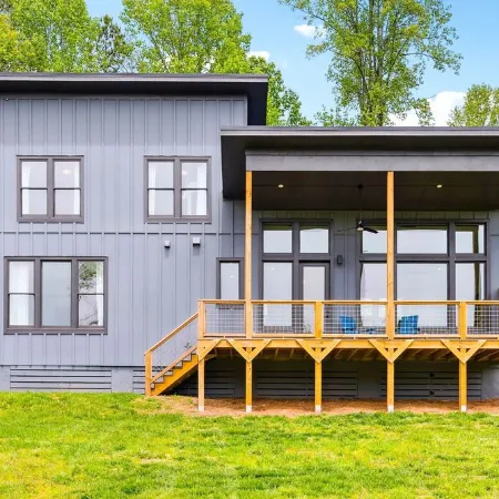 Newly Built Alpine Cabin 2023 - Mountain Views + Walk to Town - Hot Tub