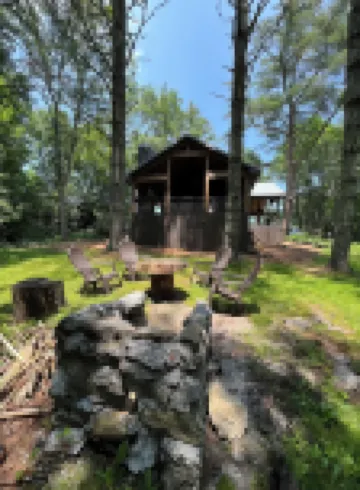 Relaxing Bright Mountain Getaway w/ Hot tub - Newly Renovated Cashiers Area Home Hotels in Hamburg