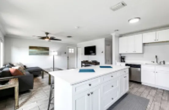 Pool Home W Beautiful Tiki Hut - 3 Bed 3 Bath. 1 Mile from Beach!