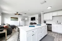 Pool Home 3 Bed 3 Bath. 1 mile from beach!