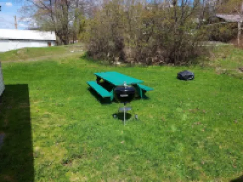 7 Minutes to Gore Mountain Skiing, 4 Bdrm, Sleeps 10