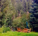 A River Front Mountain Luxury Cabin- Relaxing, Skiing, Rafting, Hot Tub, Sauna Hotels near Chicago Creek Waterfall