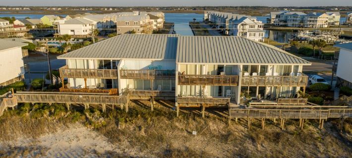 Oceanfront Queen's Grant Condo "Tide-the-Knot" with Breathtaking Ocean Views! Hotels in Pender County