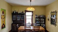 Large, 2-story Victorian home, w/ huge backyard & Flatiron views! Ideal location
