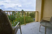 Poolside at Vista Cay! 3Br Condo by Clubhouse—Hot Deals Available!