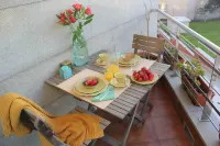 EXCLUSIVE APARTMENT IN SANXENXO, GARDEN AND SWIMMING POOL 100 M FROM SILGAR BEACH