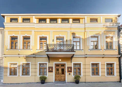 더 블루 폭스 호텔