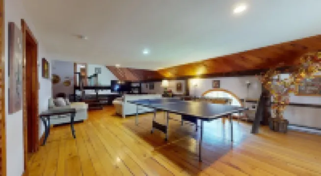 Rustic Vermont Barn Home Near Jay Peak w/Pizza Oven