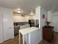 Cozy 3-bedroom house with WiFi and AC in enjoyable Allen no chores