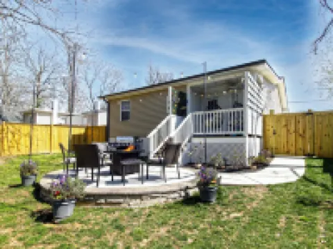 Cozy 3bdrm 2ba mins from Downtown Hotels in Gilmer