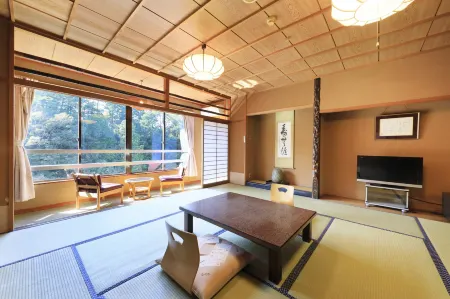 Meisho Tenryukyo Onsen Ryukyotei Отели в г. Симодзё