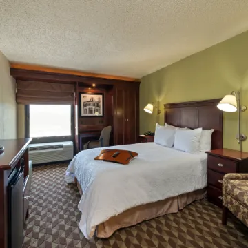Hampton Inn by Hilton Baton Rouge-I-10 & College Dr.
