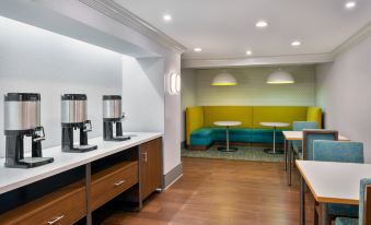 Hampton Inn Buffalo-Airport/Galleria Mall