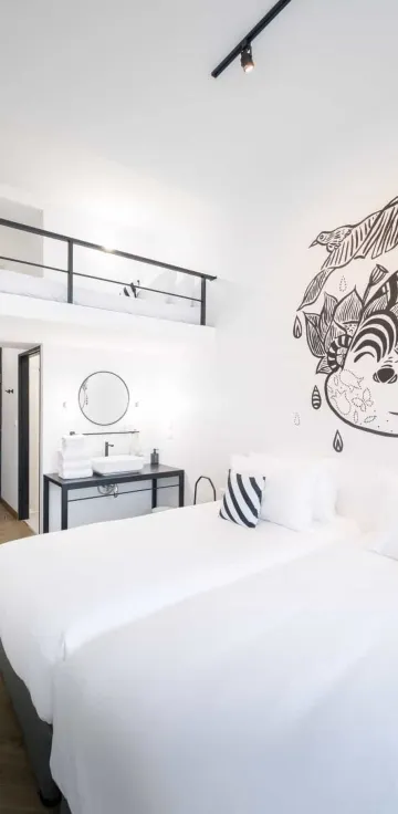 Gorilla pod ( Twin bed + Loft bed )