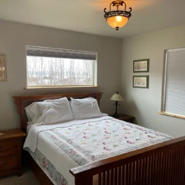 Bear Canyon Cottages - Garden House