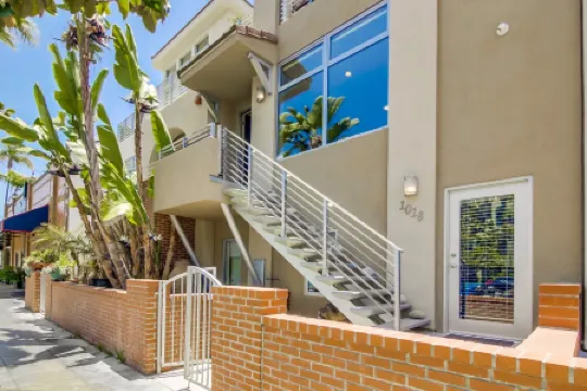 Luxury Coronado Home 500ft to Beach, Ferry, & Restaurants + Rooftop