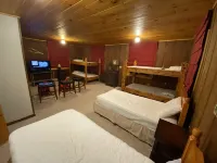 Adirondack Waterfront Lodge Close to Old Forge with A/C and Heated Garage Hotels in Webb