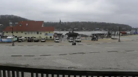 Lakeview Bungalow Retreat on Captain Ron's #8