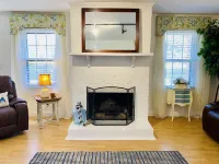 3 Bedroom Townhome in Excellent Location