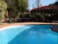 Nunawading Motor Inn Hotels in Blackburn