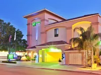 Holiday Inn Express Redwood City-Central Hotels in Redwood City