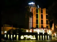 Hotel Ravisha Continental