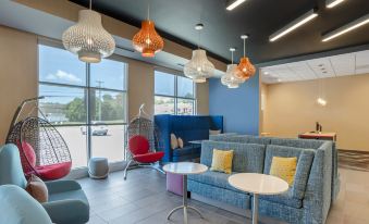 Tru by Hilton Gastonia