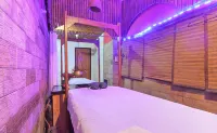 Hotel Hari Piorko - New Delhi Railway Station - 스파
