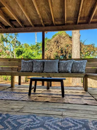 University Family & Friends House, 4 bedrooms,2 baths, sleeps 12,near FSU & FAMU Отели рядом с достопримечательностью «FSU Flying High Circus»