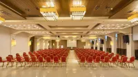 Mediterranean Village Hotel & Spa - Wifi