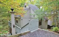 Spectacular Treehouse - Lake, Grill, Firepit +