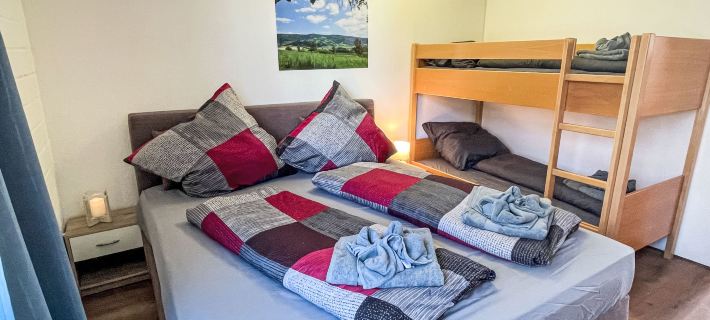 Familienspaß inkl. Schwimmbad und Sauna Hotels in Straubing-Bogen