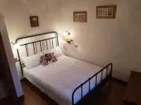 Cottage set in it's own woods near Lucca Hotels in Borgo a Mozzano