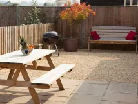 Secluded, family and pet friendly - close to Peppa Pig World and the New Forest 拉姆西住宿飯店