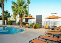 ~Villa Golden~ Centrally located, King Bed! - Villas