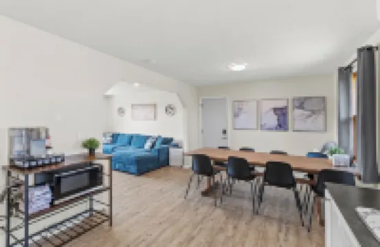 3 Miles to Ark! Basement Playroom with Video Arcade!