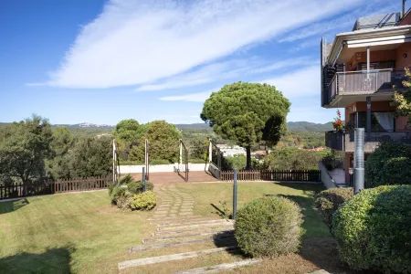 Comfortable Apartment Near Cala Sa Boadella -Lloret de Mar, Costa Brava