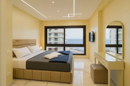 Beachfront Chalet in Porto Said with Pool & GA