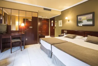 Yomo Imperial Hotels in 