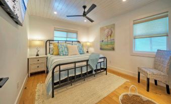 Boujee Pelican by AvantStay Pool Game Room Views