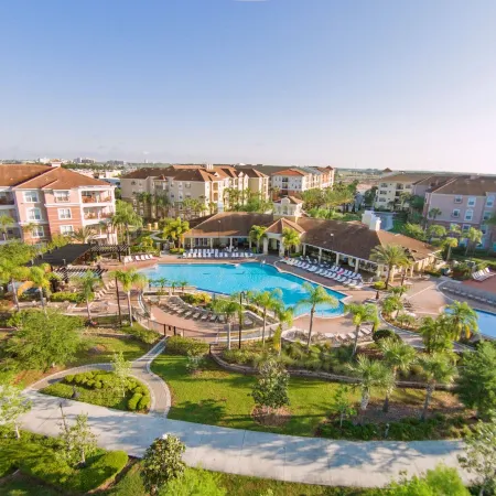 Beautiful Deluxe Condo, Vista Cay - 3024