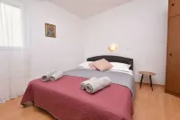 Apartment Nensi - 3-Star