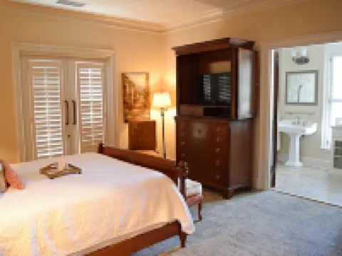 JH Adams Inn, Trademark Collection by Wyndham Hotels in High Point